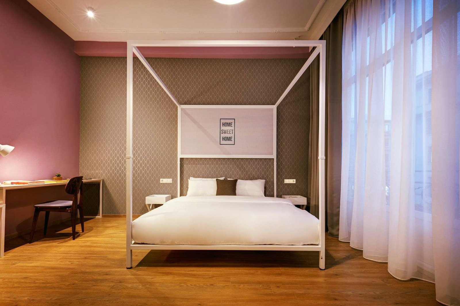 COLORS Urban Hotel