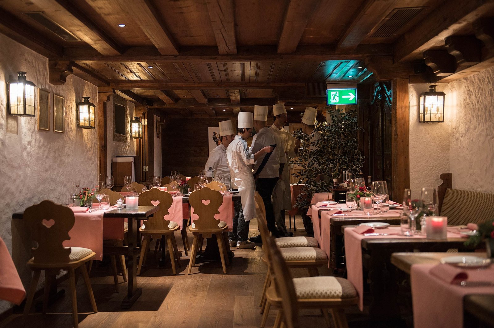 Hotel Olden, at the table