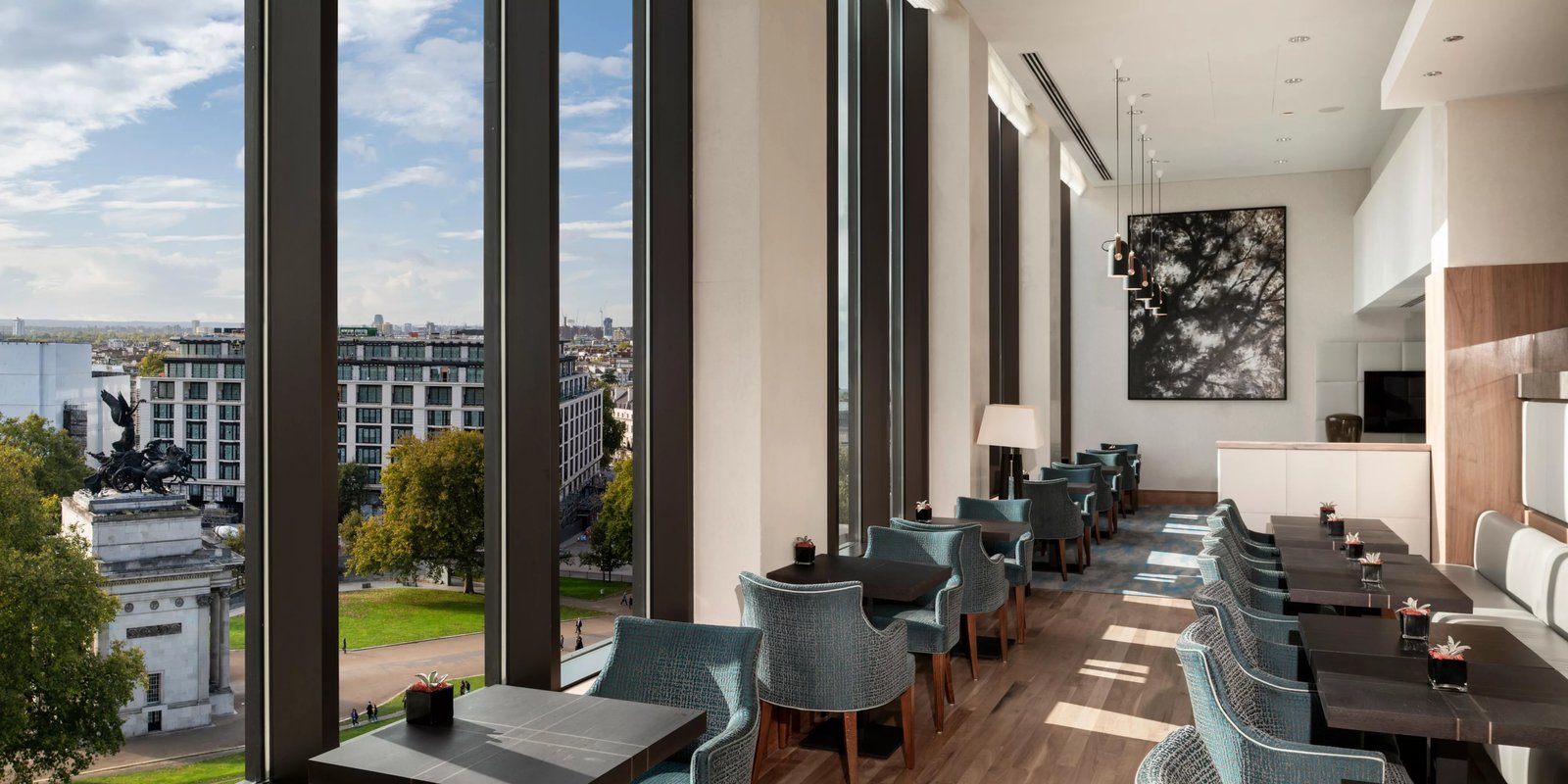 InterContinental London Park Lane, club intercontinental lounge
