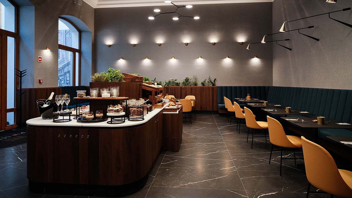 Palatinus Boutique Hotel, at the table