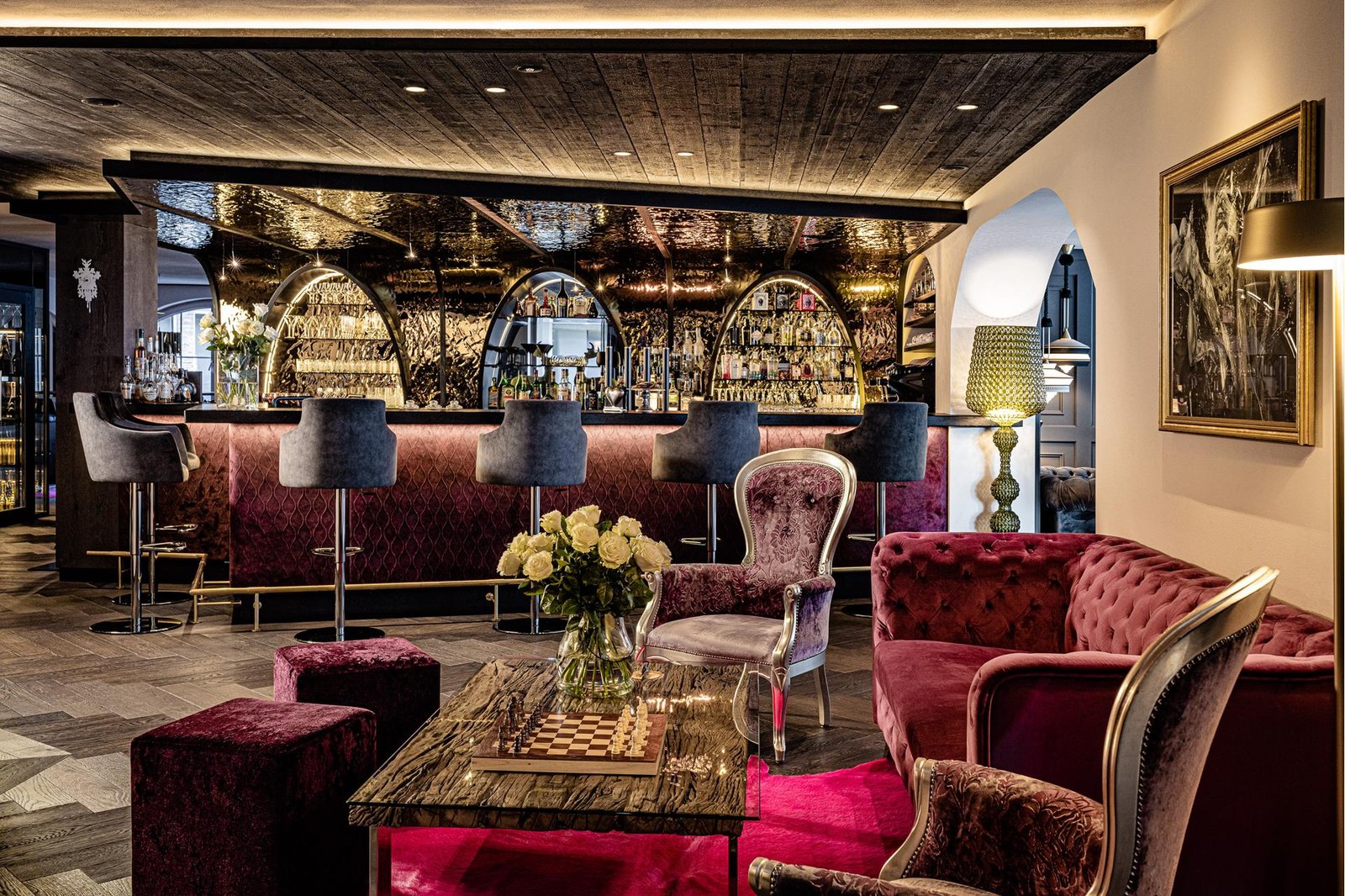 Alpin Garden Luxury Maison & Spa, the golden bar