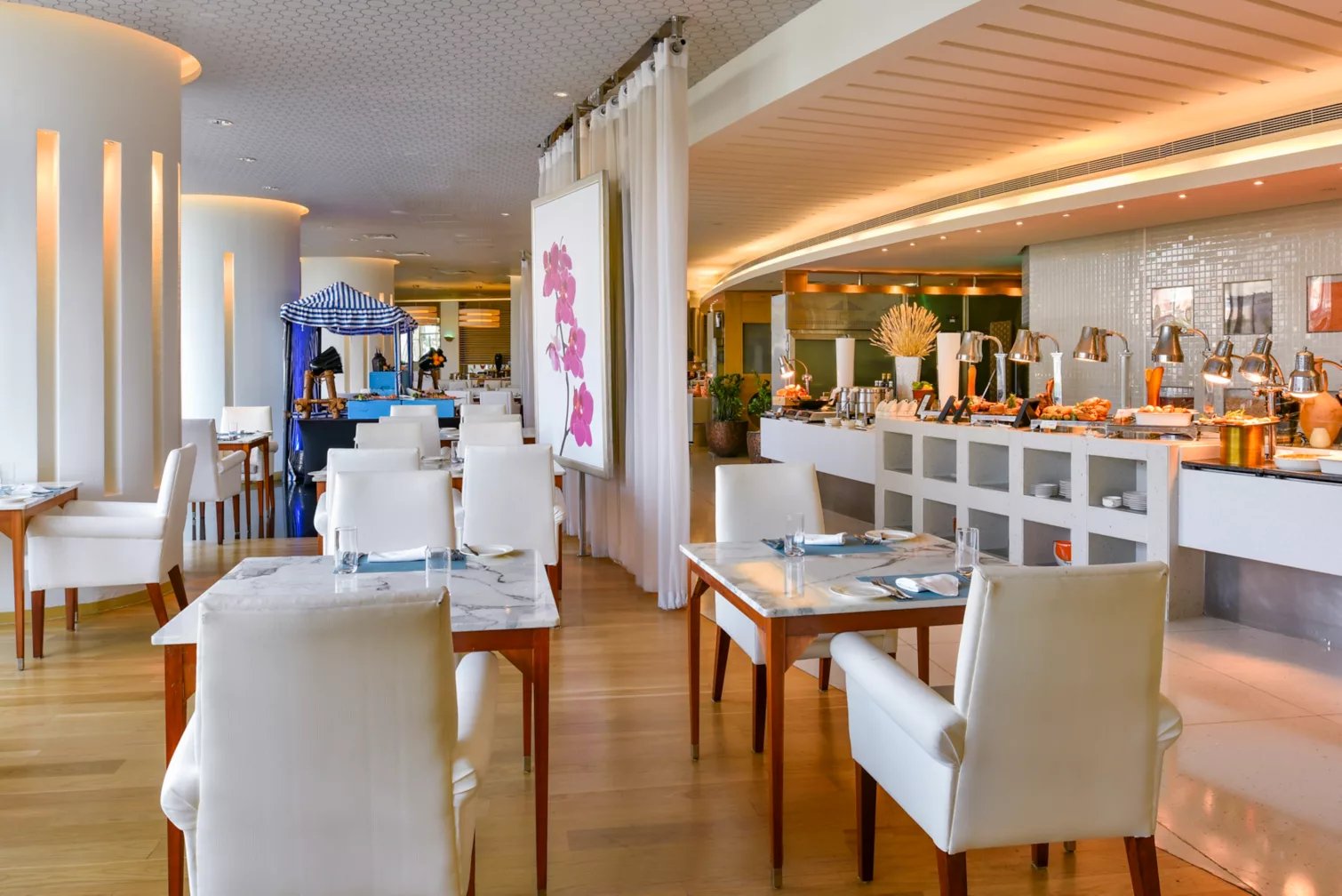 Raffles Dubai — eat & drink