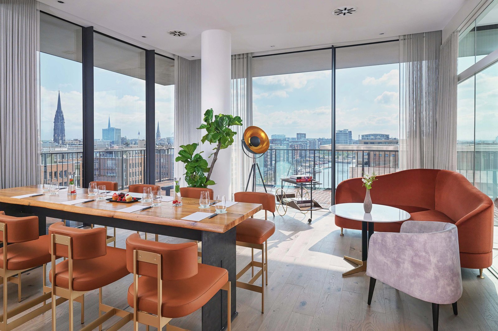 The Westin Hamburg Elbphilharmonie, at the table