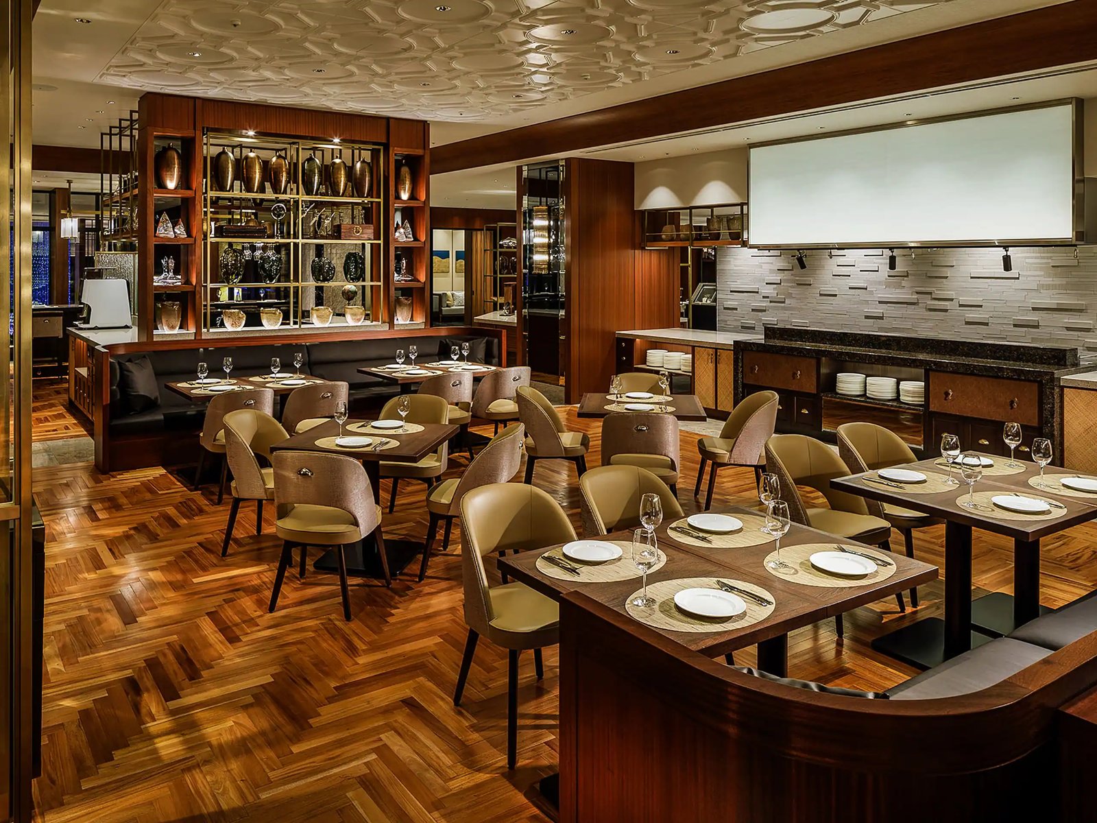 Hyatt Regency Yokohama, harbor kitchen