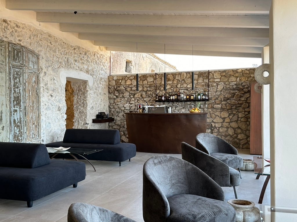Hotel Baglio La Porta, at the table