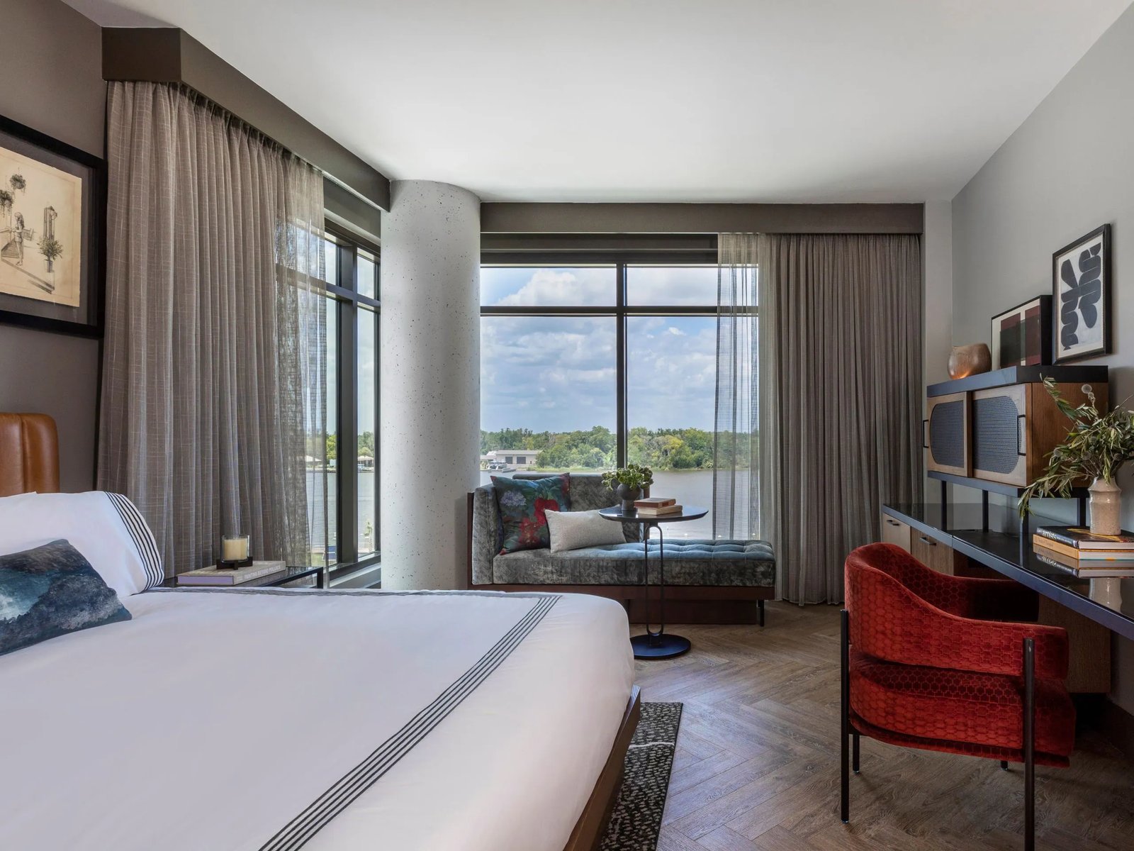 Thompson Savannah, by Hyatt, rooms