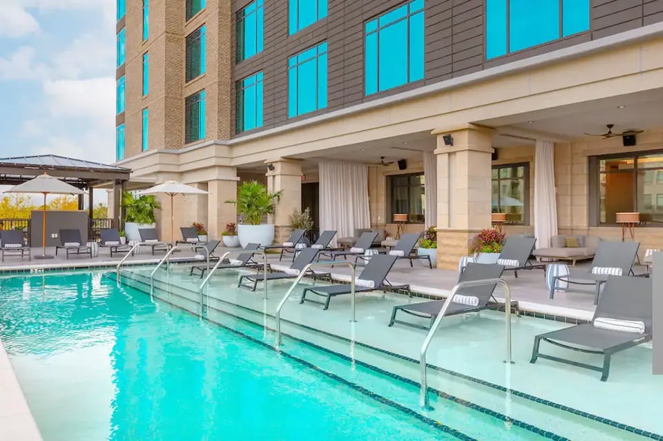 Thompson Savannah, by Hyatt, the pool
