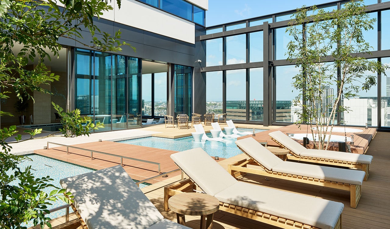 Mitsui Garden Hotel Yokohama Minatomirai PREMIER, the pool