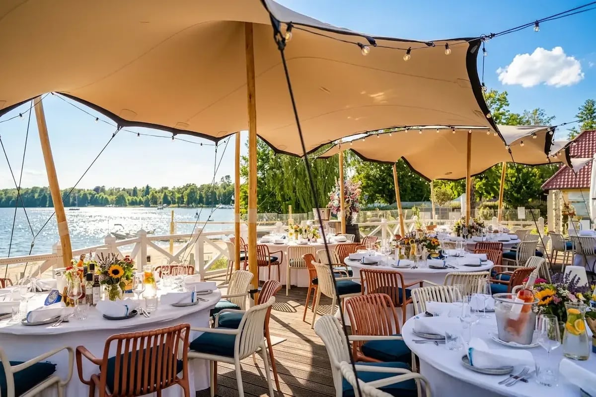 Hotel Esplanade Resort & Spa, at the table