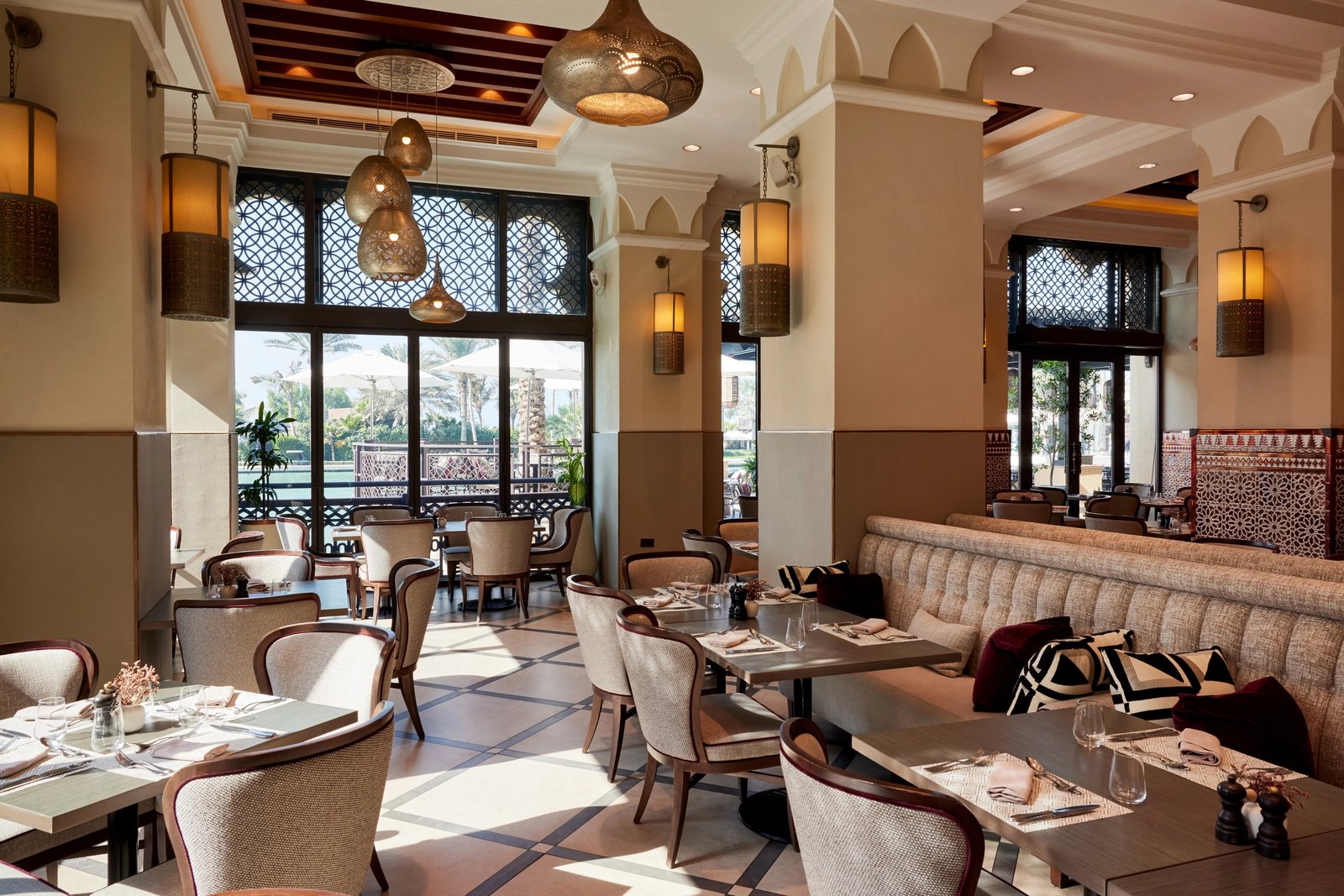 Jumeirah Mina A'Salam — eat & drink