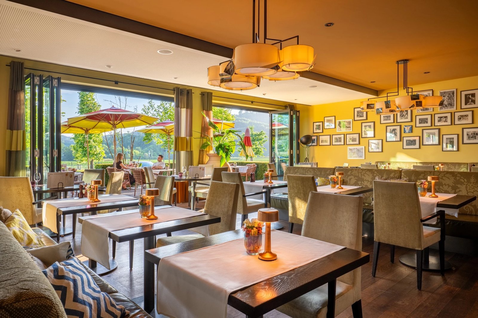Bad Bubendorf Hotel, at the table
