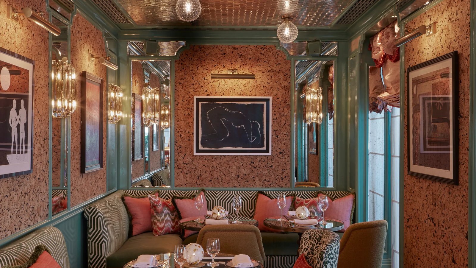 Broadwick Soho Hotel, flute