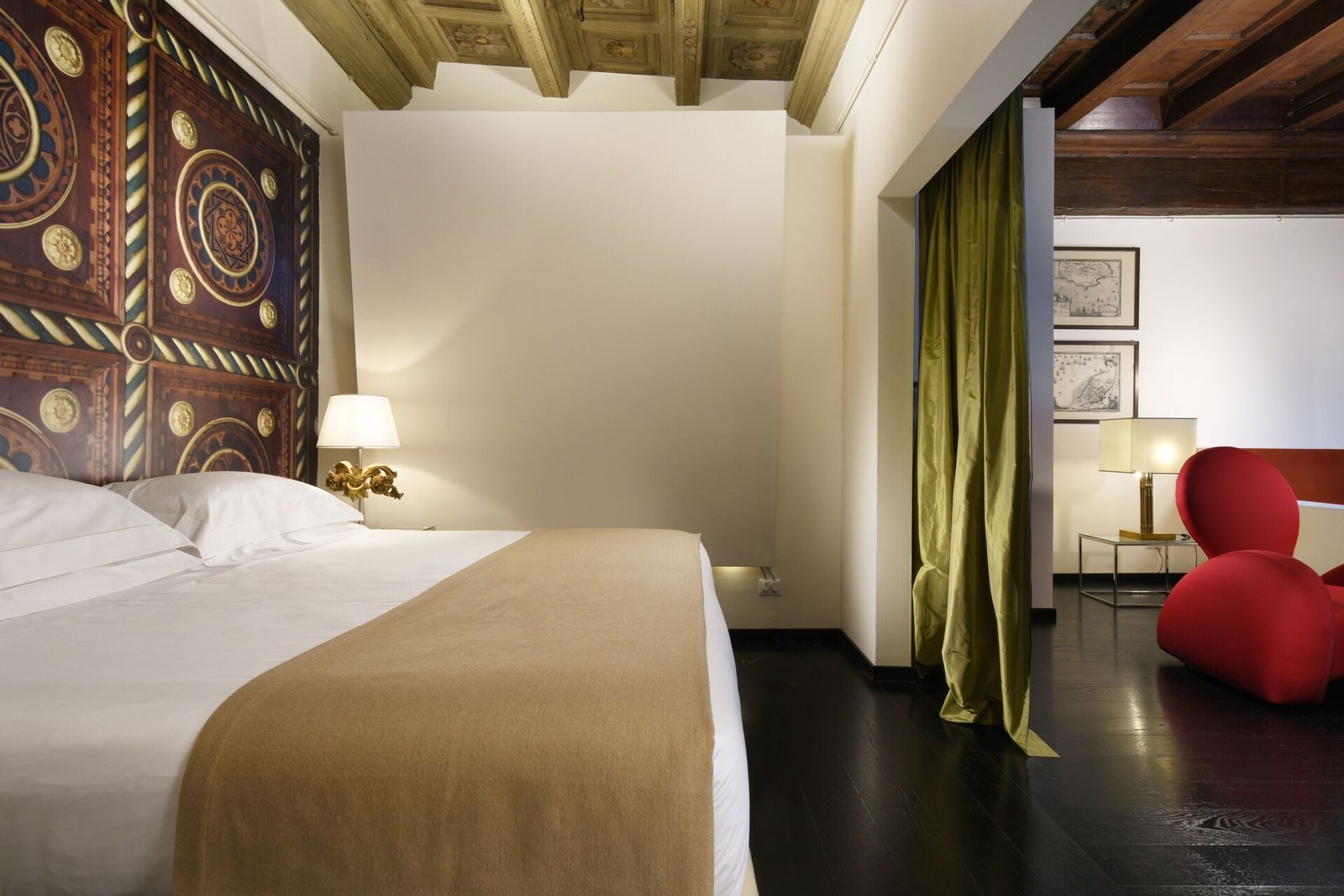 Leone Blu Suites, rooms