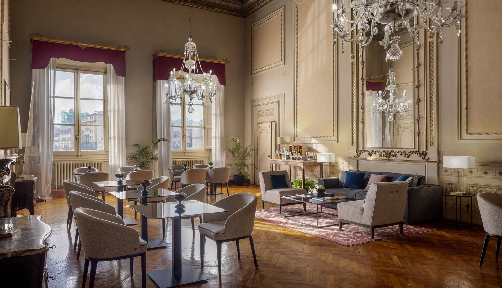 Leone Blu Suites