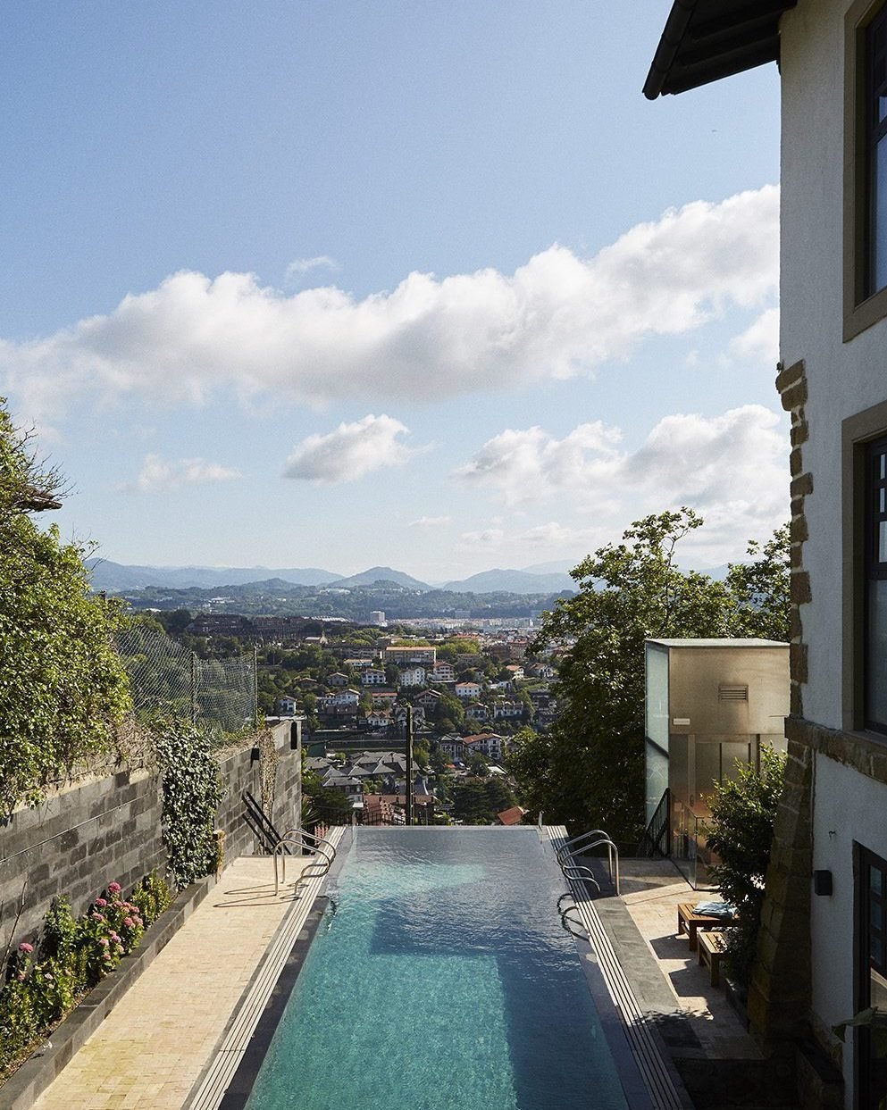 Hotel Boutique Mendi Argia, the pool