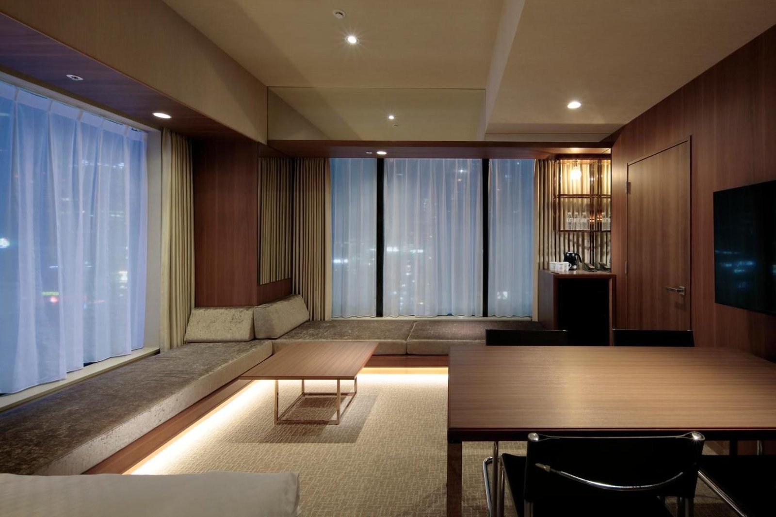 Candeo Hotels Osaka Shinsaibashi