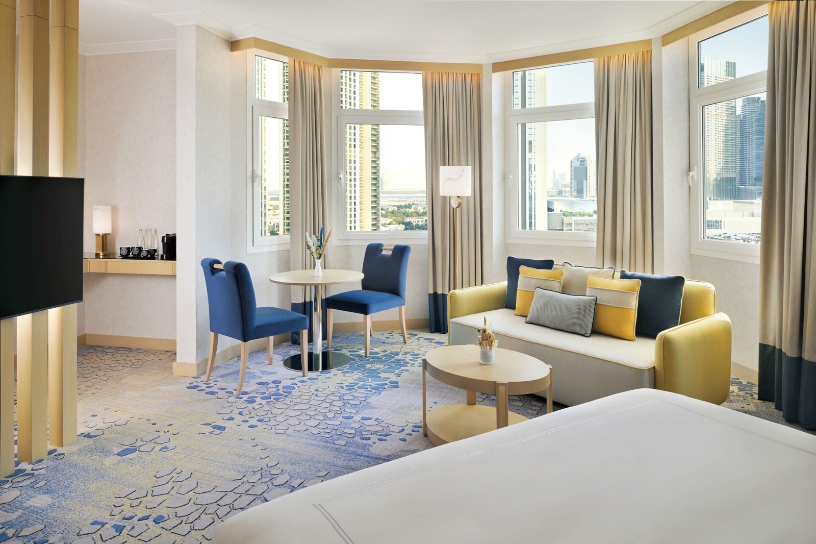 Swissôtel Al Murooj Dubai — rooms