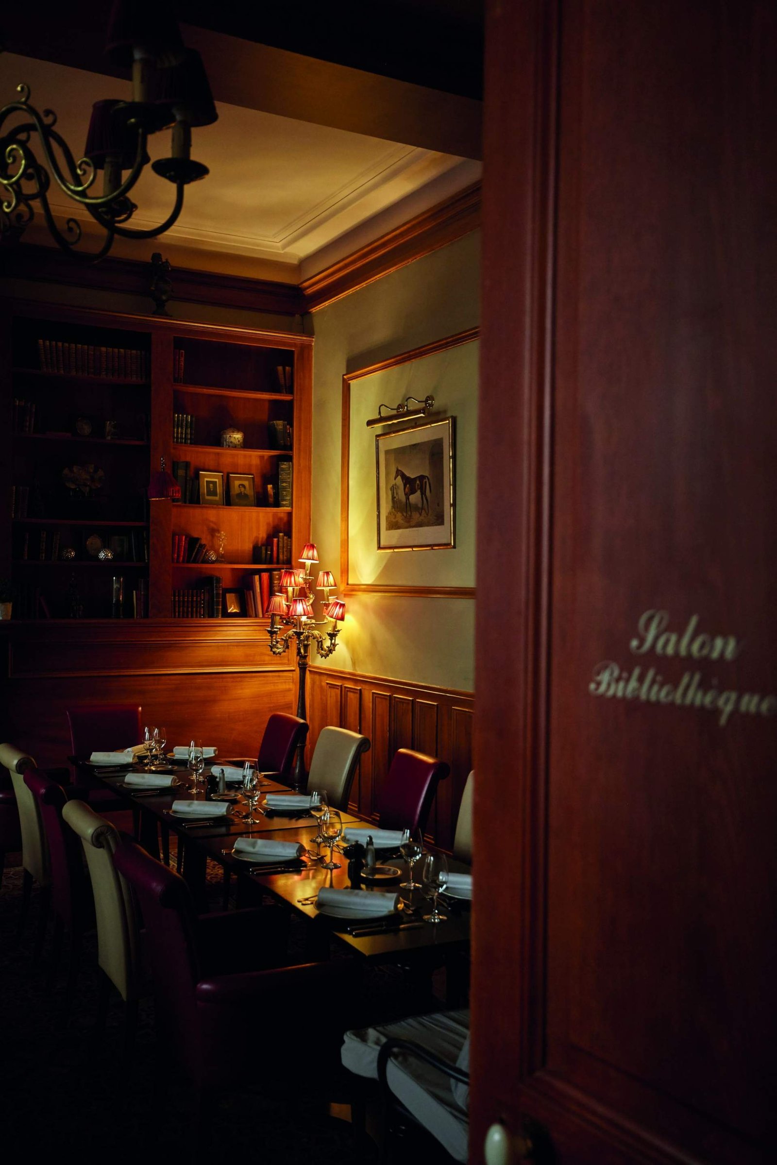 Hotel & Spa Le Grand Monarque Chartres, at the table