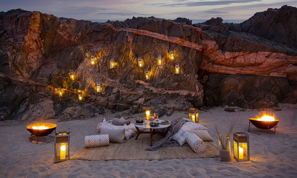Alila Hinu Bay, at the table