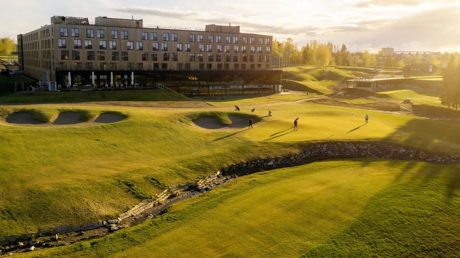 Lily Country Club, how it began