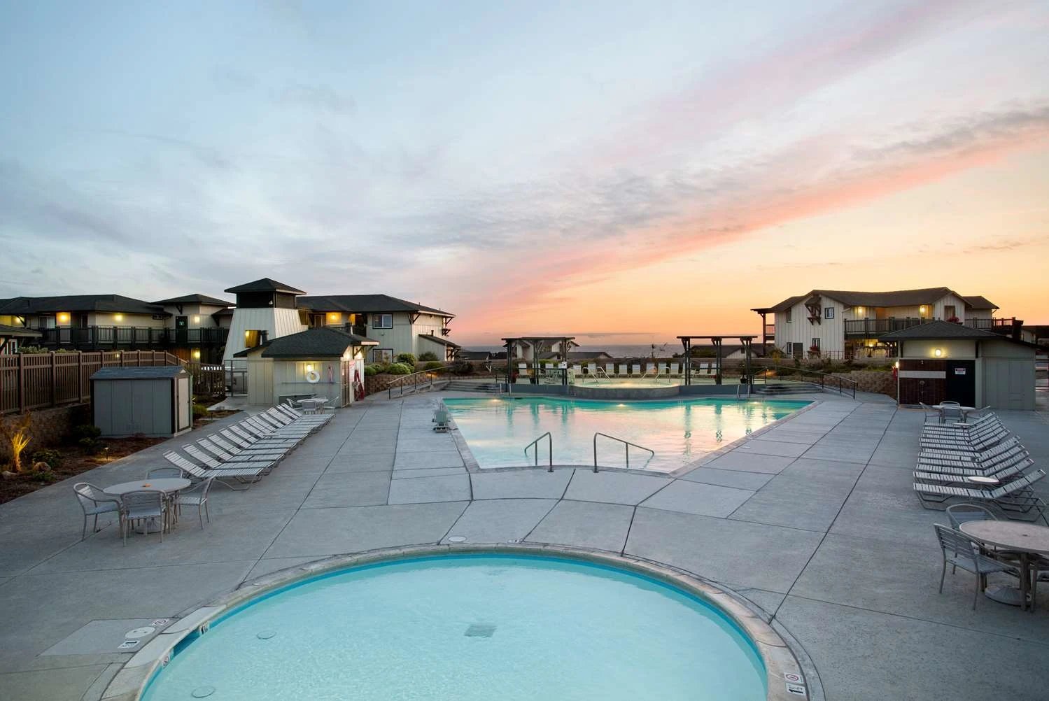 The Sanctuary Beach Resort, the pool