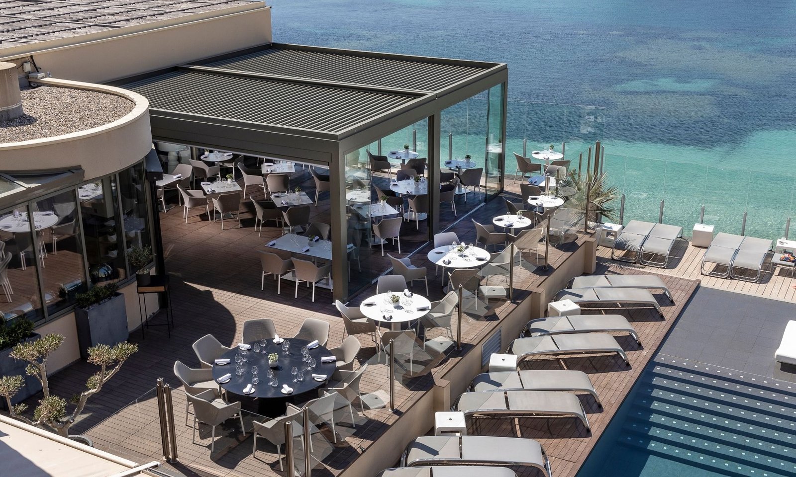 Hotel & Spa Ile Rousse Thalazur Bandol, at the table