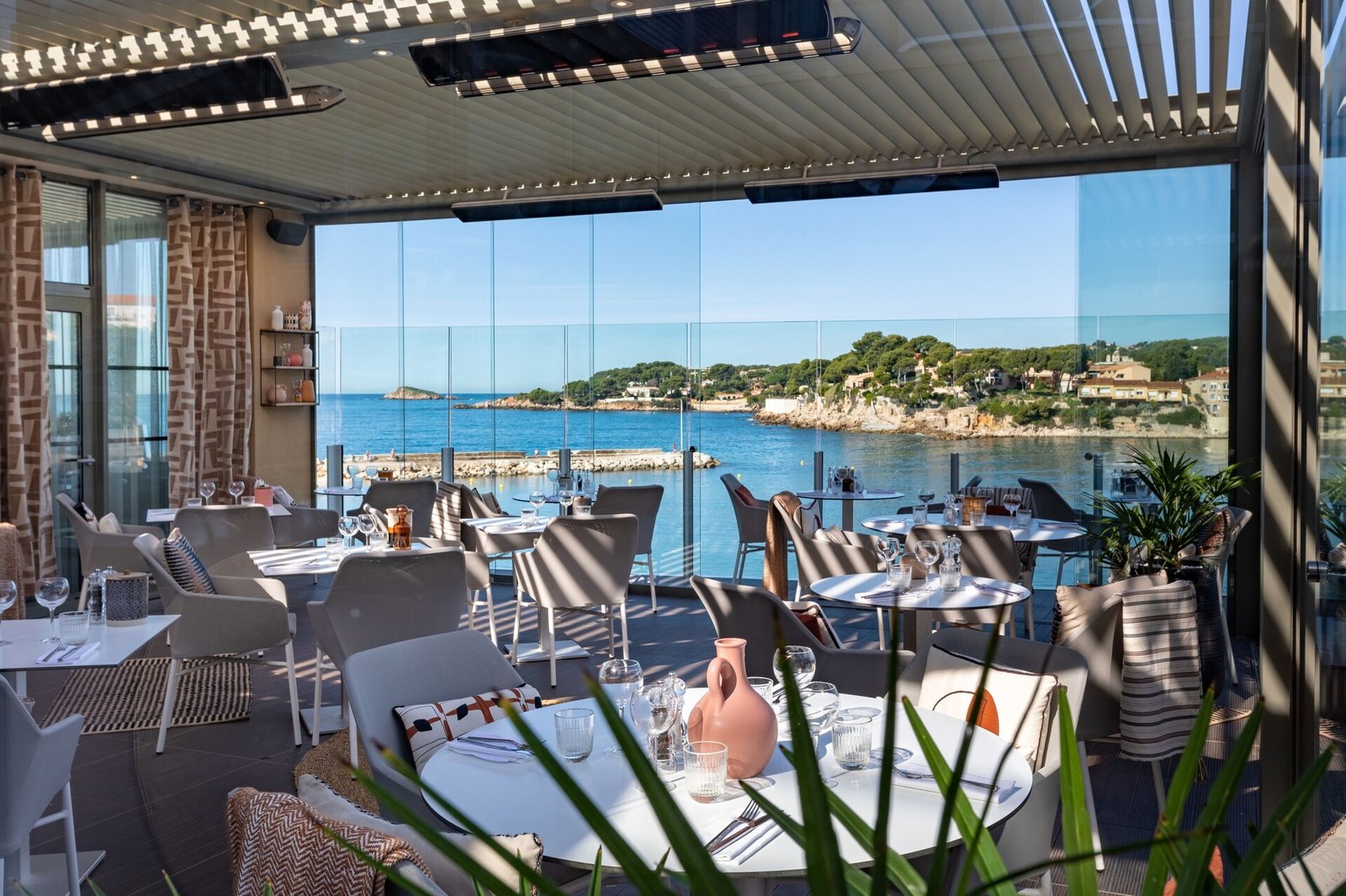 Hotel & Spa Ile Rousse Thalazur Bandol, at the table