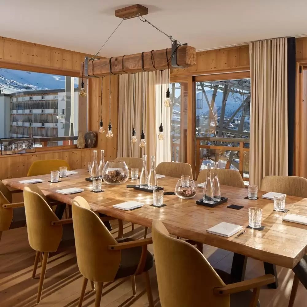 Grandes Rousses Hotel & Spa Alpe d'Huez, at the table