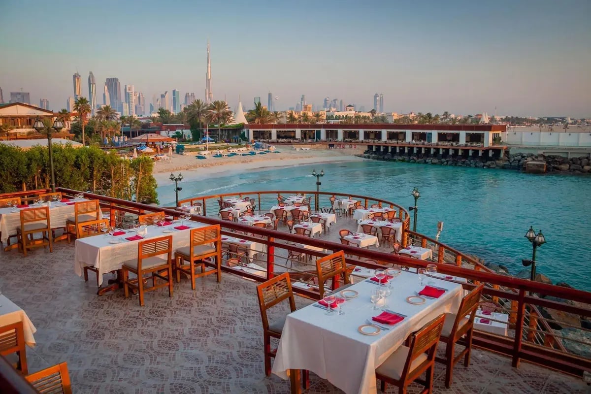 Dubai Marine Beach Resort & Spa — eat & drink