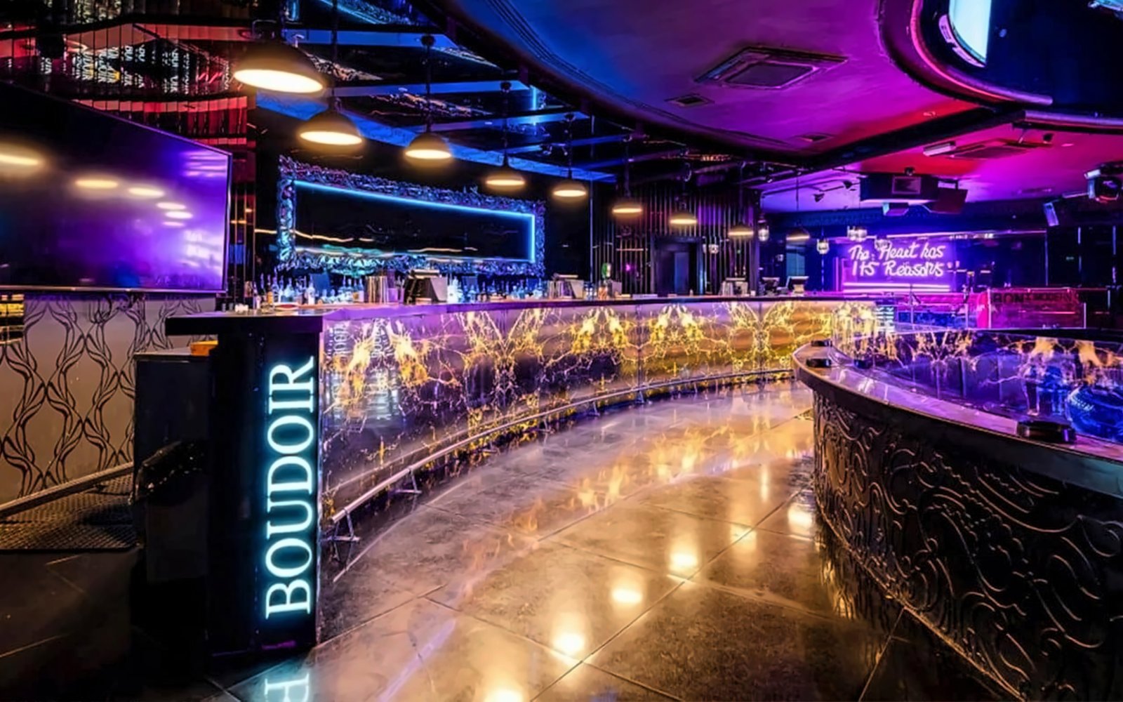 Dubai Marine Beach Resort & Spa — eat & drink