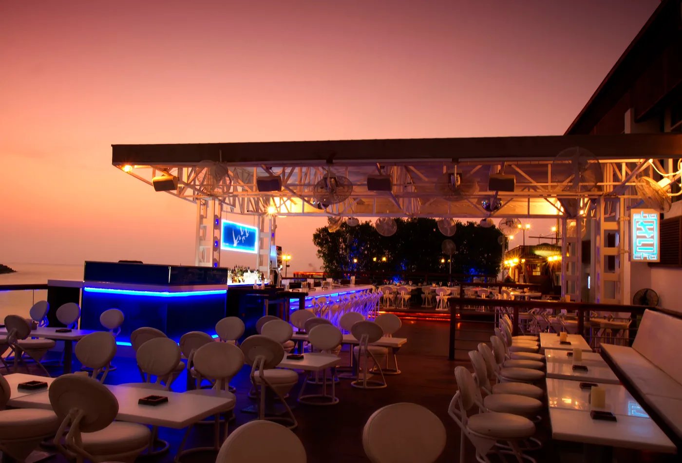Dubai Marine Beach Resort & Spa, at the table