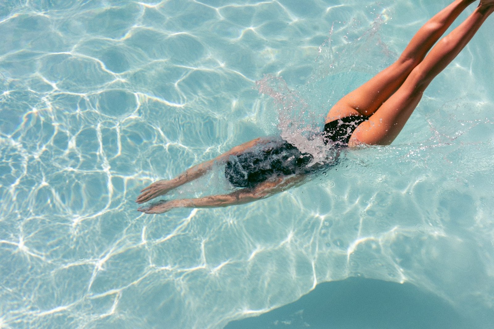 Ausonia Hungaria, the pool