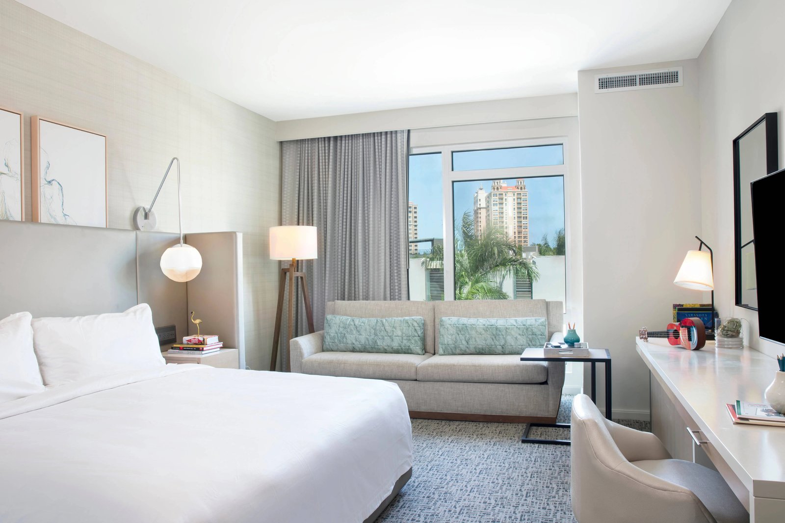 Art Ovation Hotel, Autograph Collection, rooms
