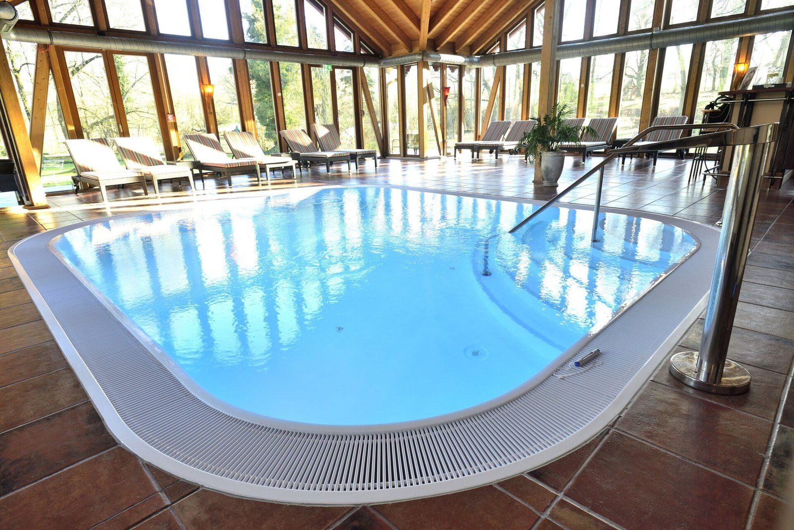 Schlosshotel Weyberhöfe, the pool