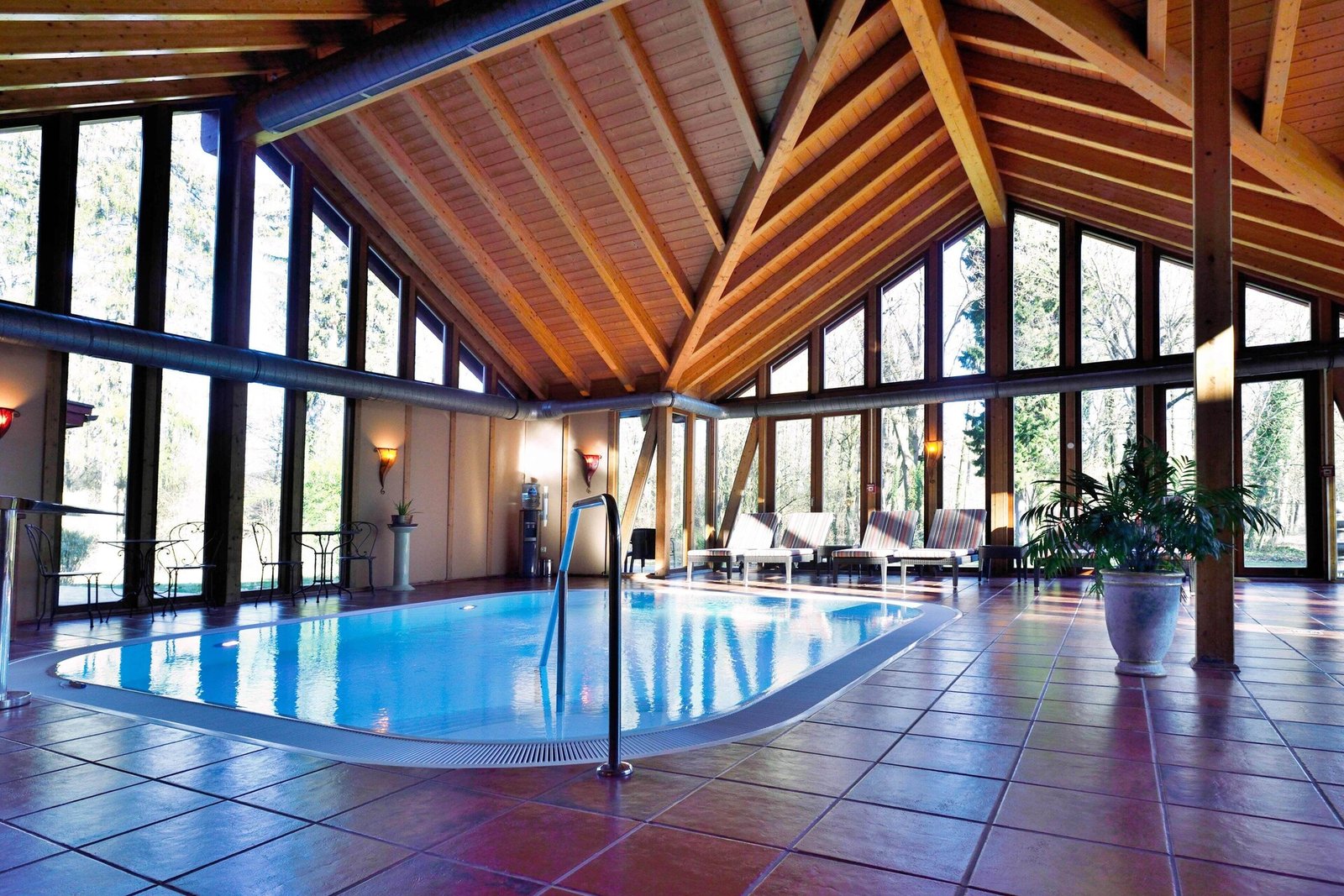 Schlosshotel Weyberhöfe, the pool