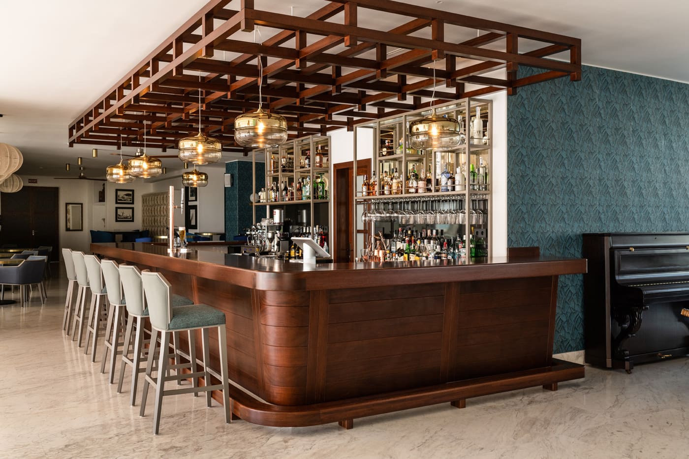 Hotel Fariones, la barra cocktail & bar