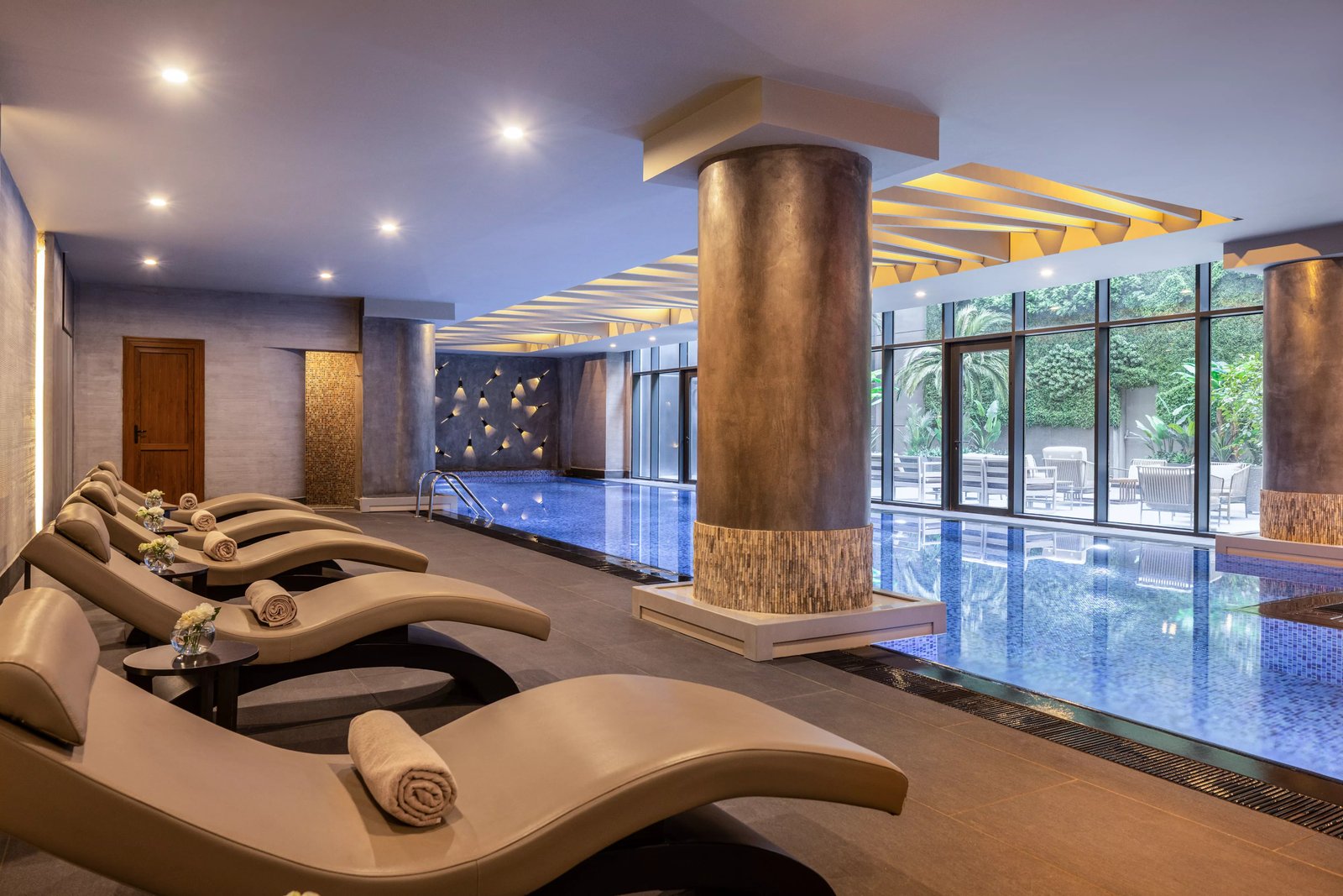 Sofitel Istanbul Taksim, the pool