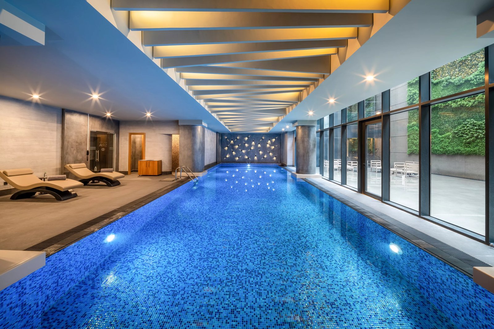 Sofitel Istanbul Taksim, the pool