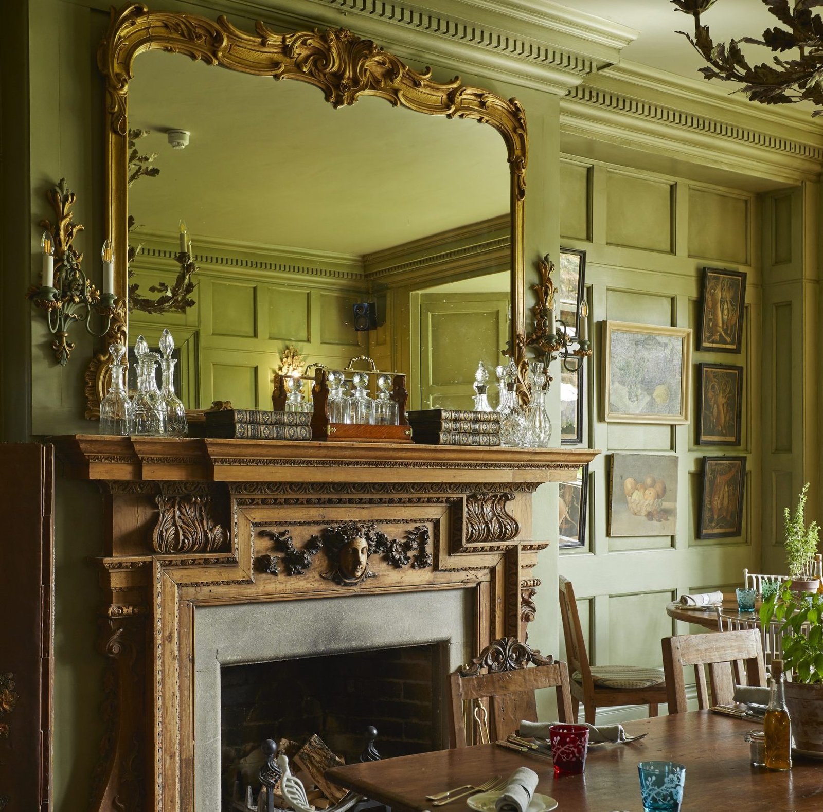 The Pig-in the Cotswolds