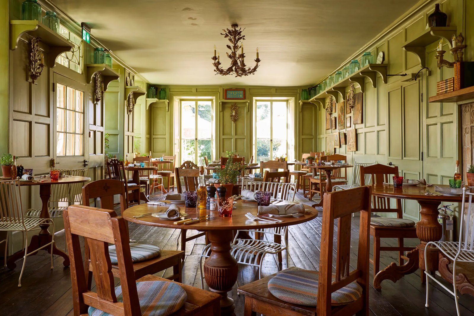The Pig-in the Cotswolds, at the table