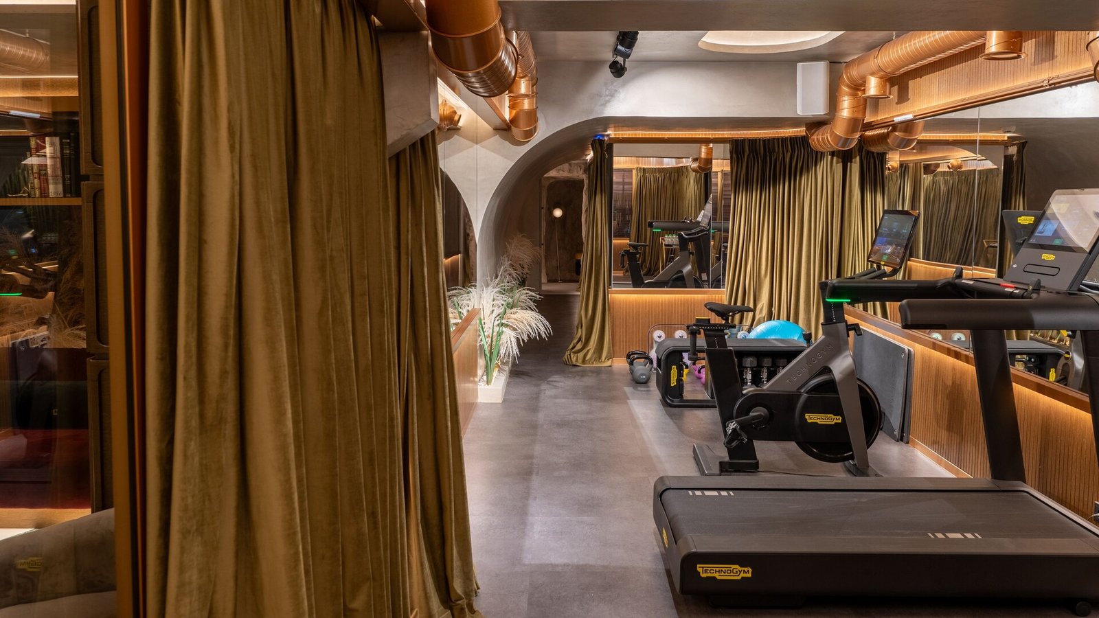 Gatsby Athens Hotel, the gym