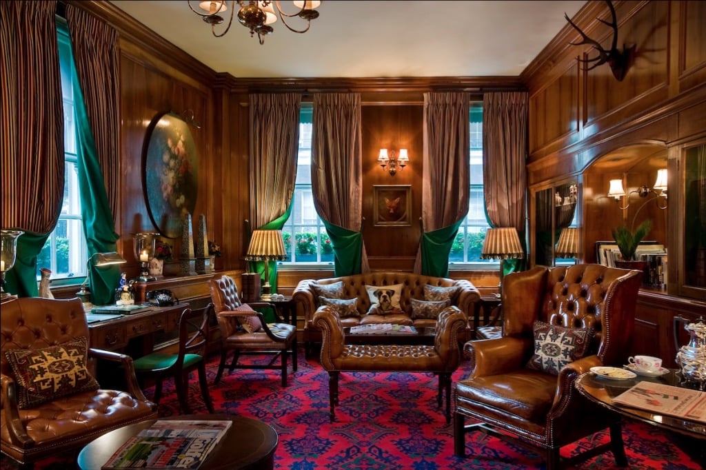 The Chesterfield Mayfair — vibe