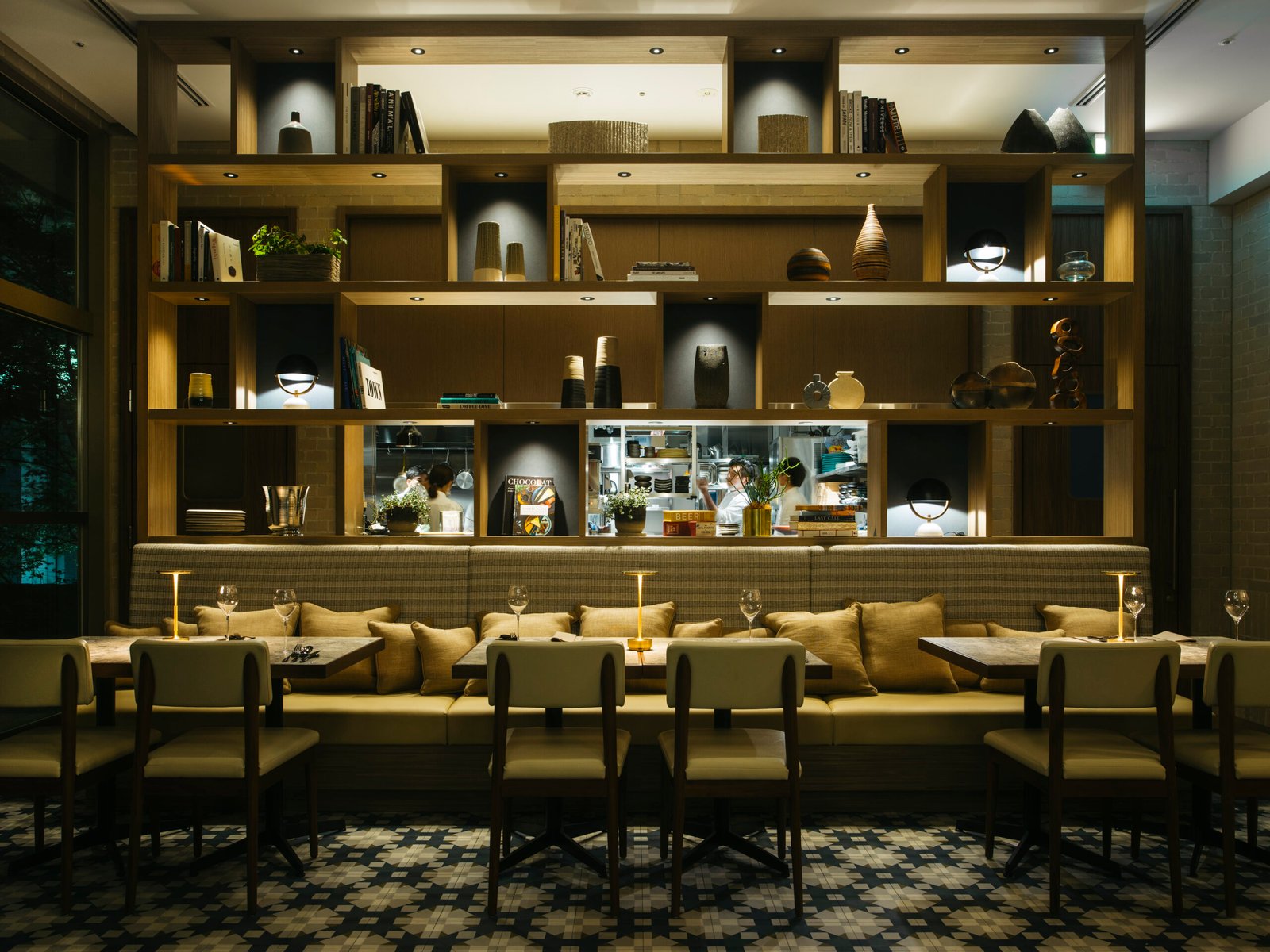 Zentis Osaka, upstairz lounge, bar & restaurant