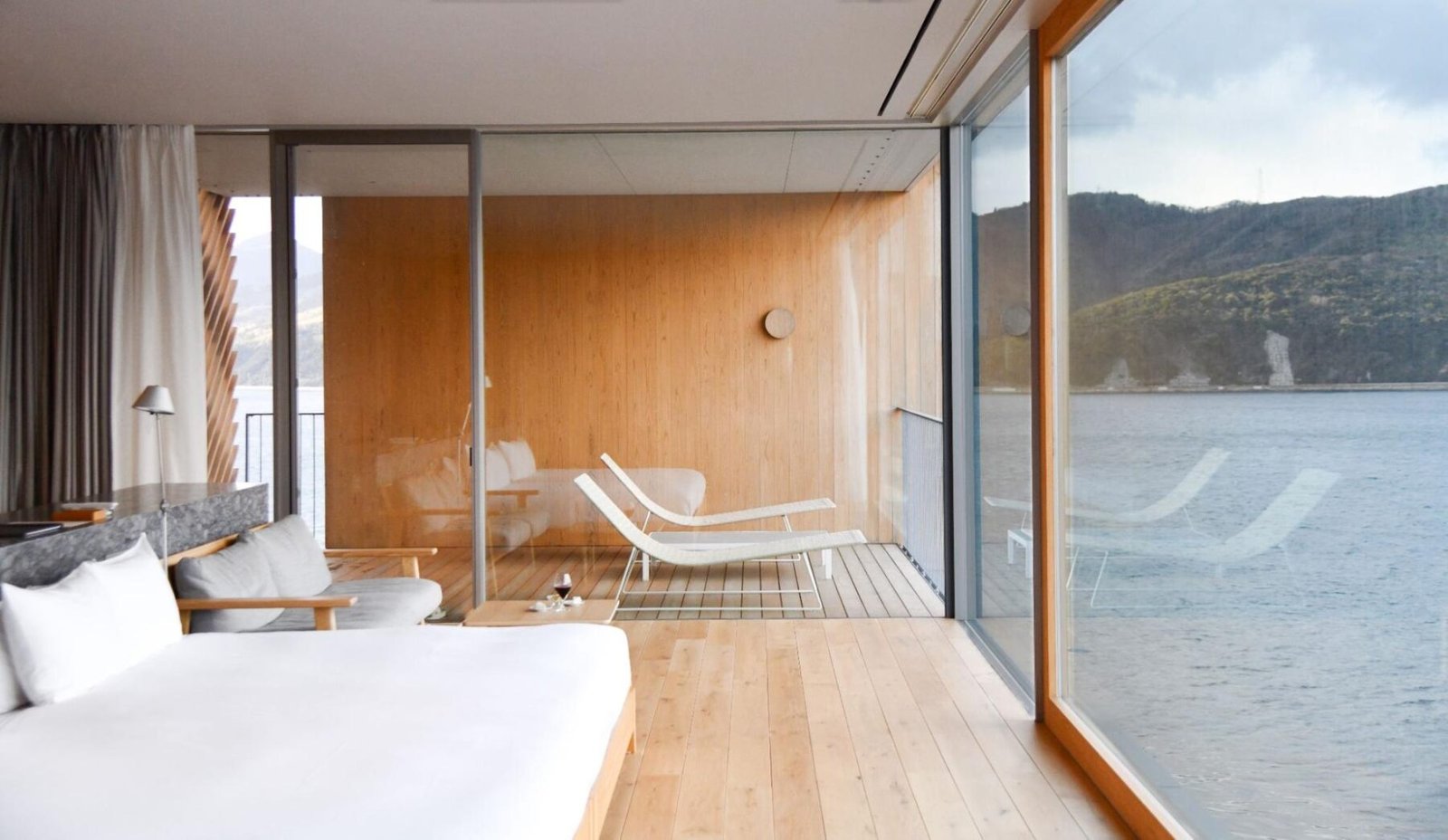 Entô, rooms