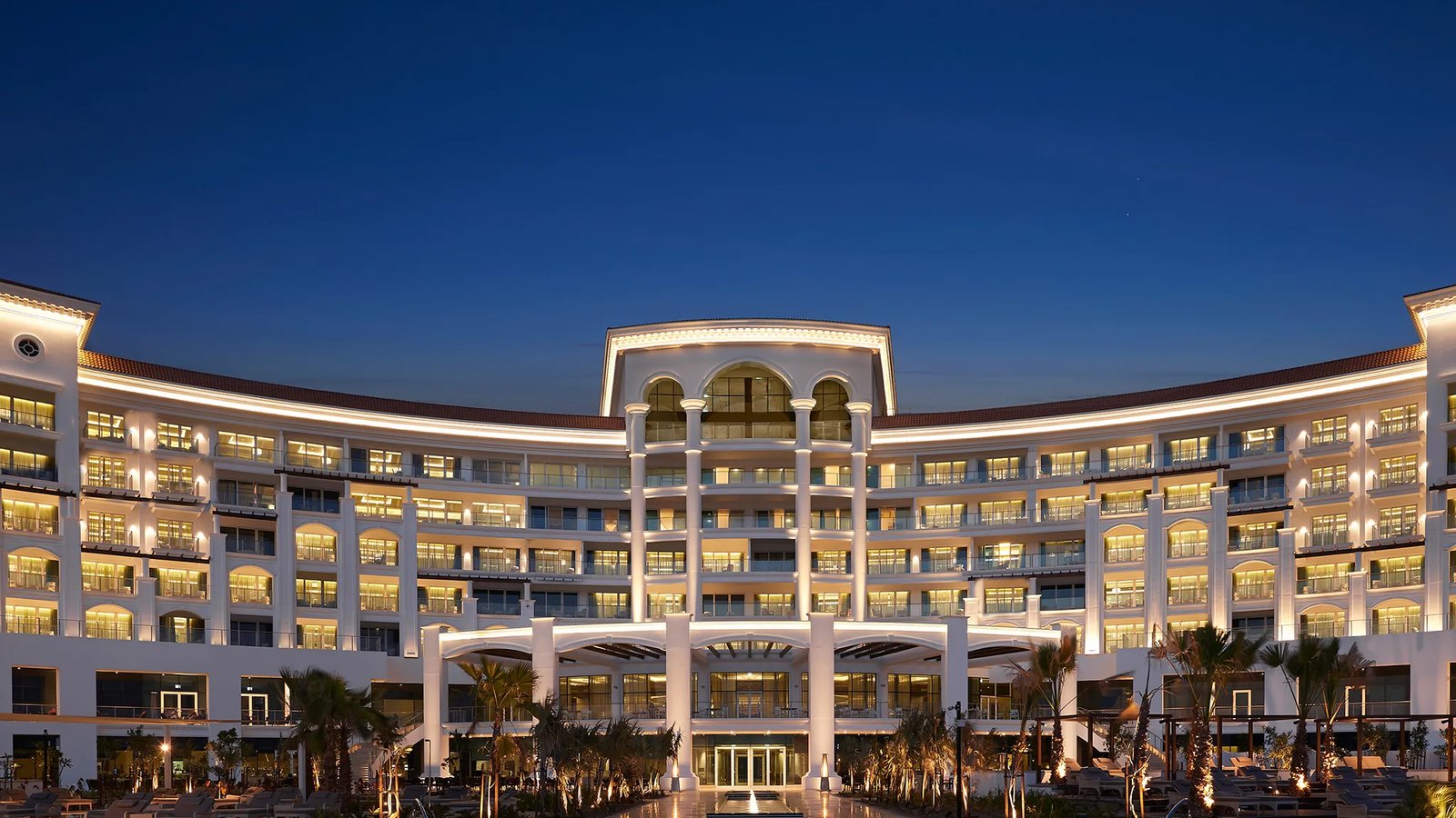 Waldorf Astoria Dubai Palm Jumeirah — backstory