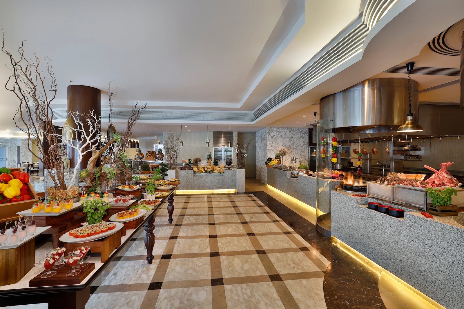 Waldorf Astoria Dubai Palm Jumeirah — eat & drink