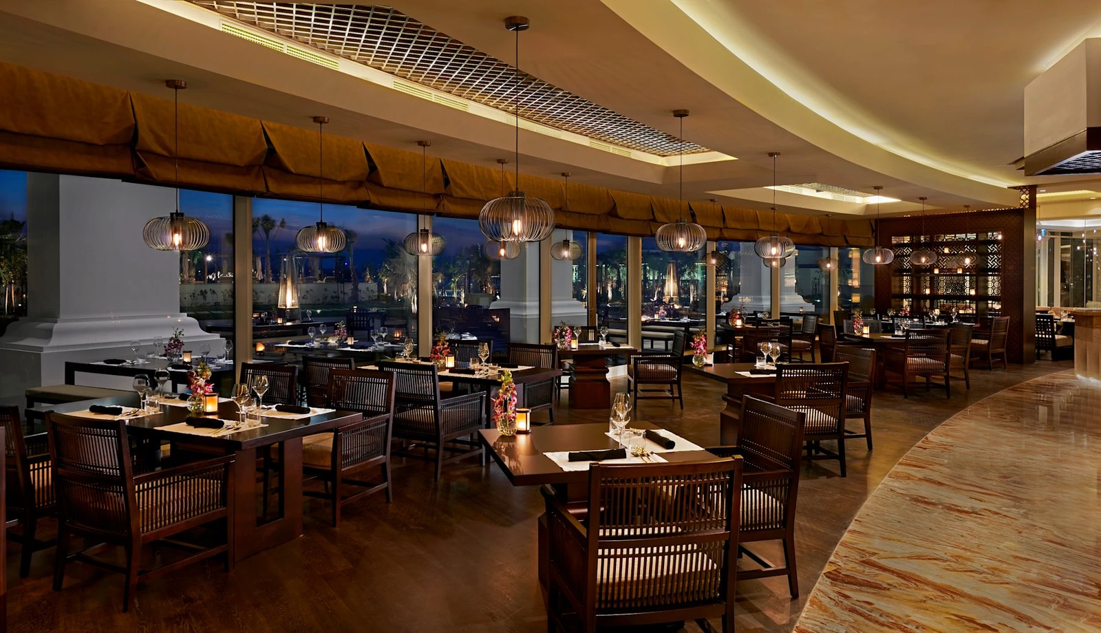 Waldorf Astoria Dubai Palm Jumeirah — eat & drink