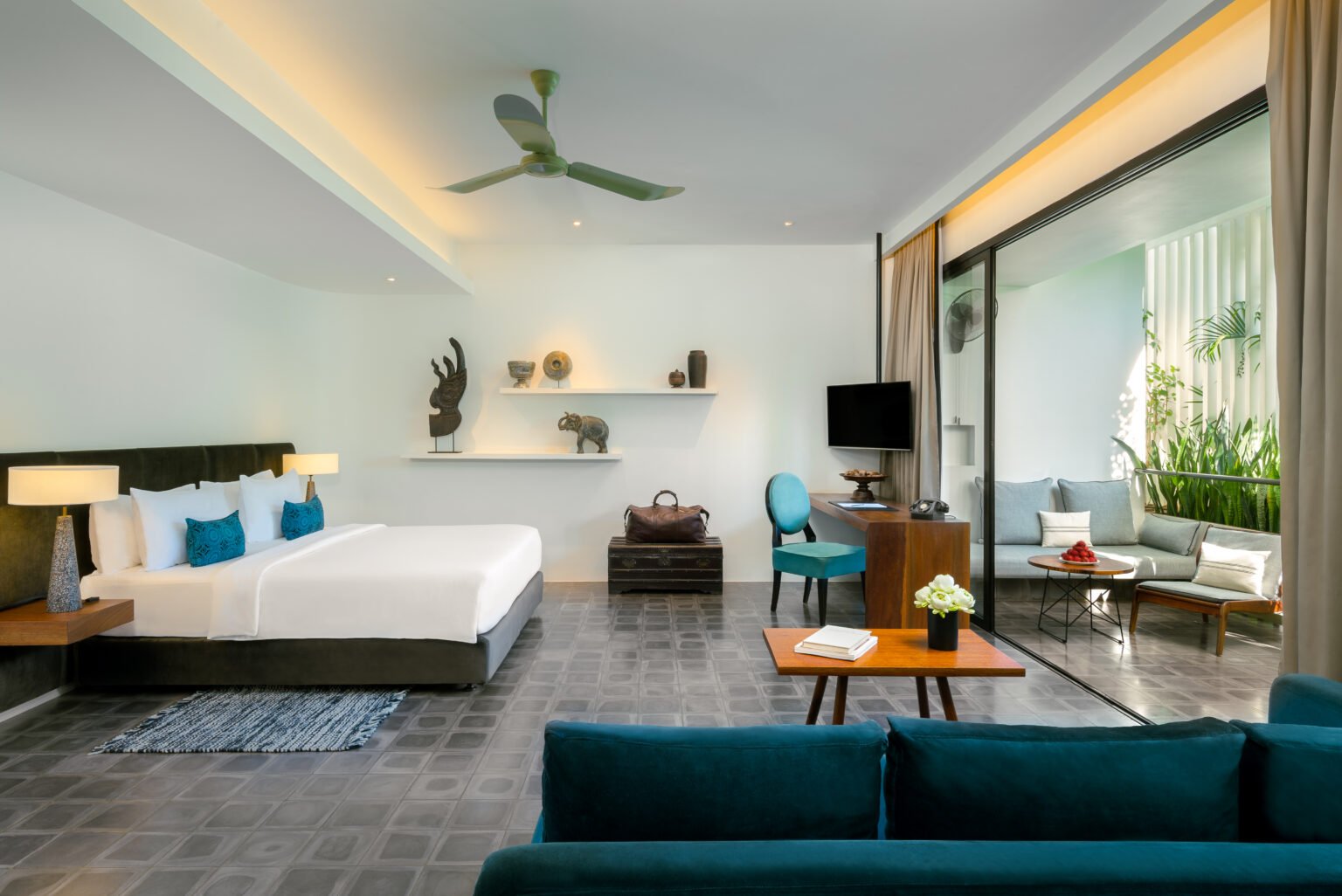 Viroth's Hotel