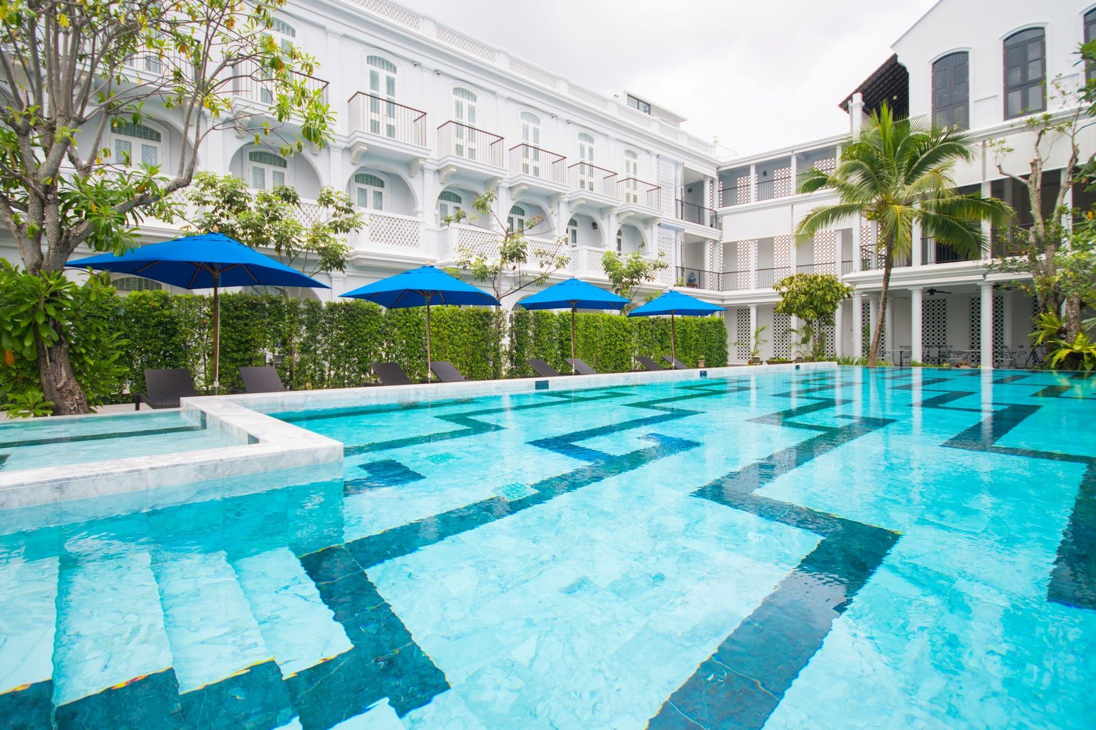 Little Nyonya Hotel, the pool