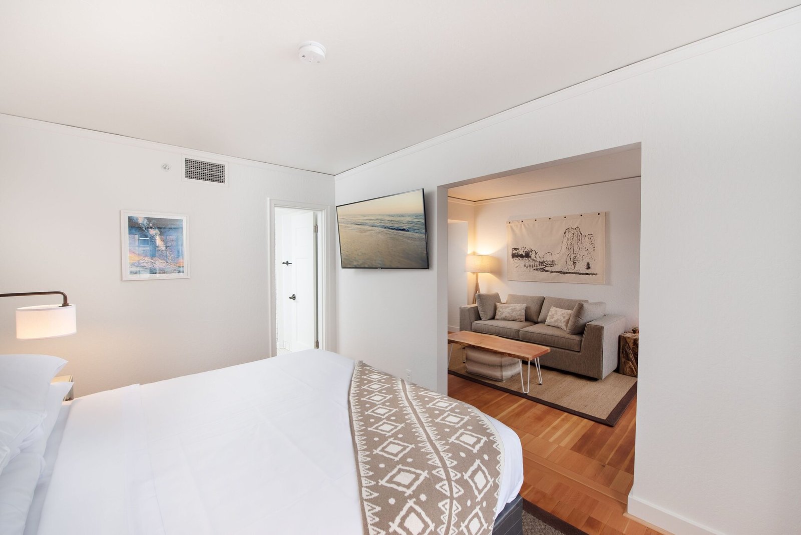 SCP Redmond Hotel, rooms